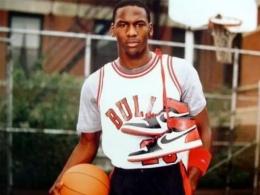 Michael Jordan - biography, photos Michael Jordan 12